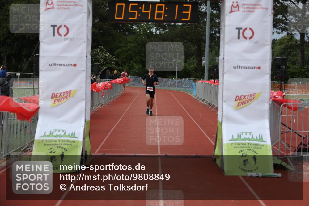 14.06.2026 - 7 Türme Triathlon Andreas Tolksdorf http://msf.ph/oto/9808849 14.06.2026 16:48:12 Ziel 642 meine-sportfotos.de