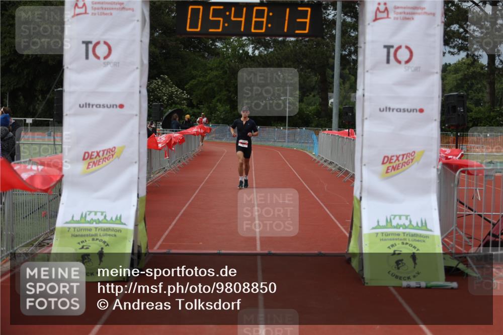 14.06.2026 - 7 Türme Triathlon Andreas Tolksdorf http://msf.ph/oto/9808850 14.06.2026 16:48:12 Ziel 642 meine-sportfotos.de