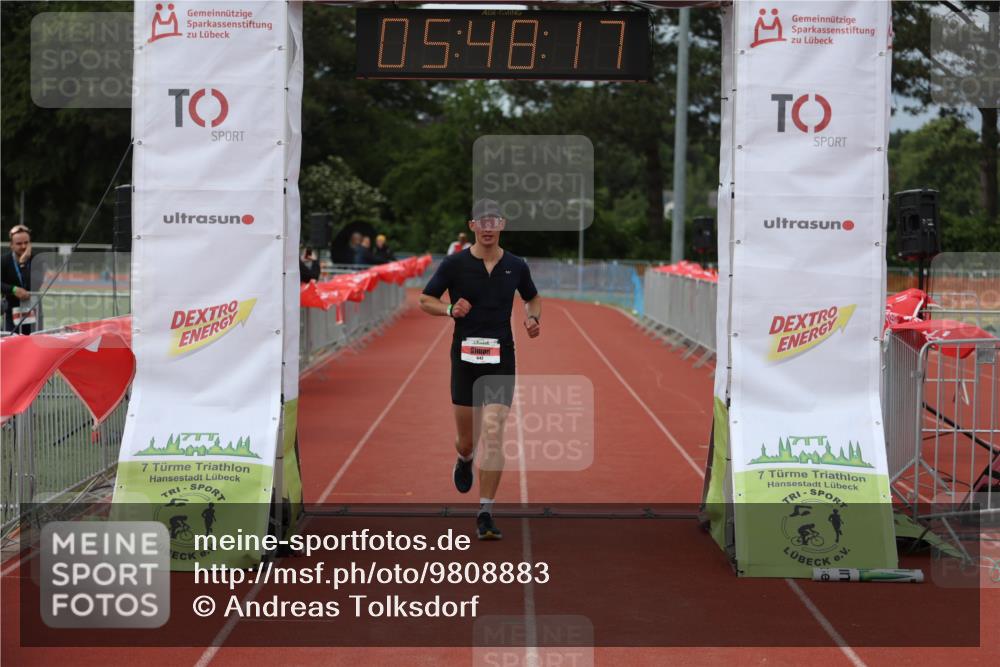 14.06.2026 - 7 Türme Triathlon Andreas Tolksdorf http://msf.ph/oto/9808883 14.06.2026 16:48:16 Ziel 642 meine-sportfotos.de