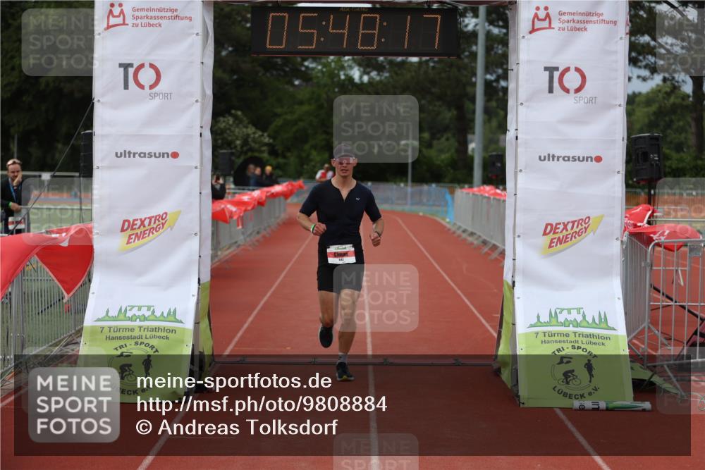 14.06.2026 - 7 Türme Triathlon Andreas Tolksdorf http://msf.ph/oto/9808884 14.06.2026 16:48:16 Ziel 642 meine-sportfotos.de