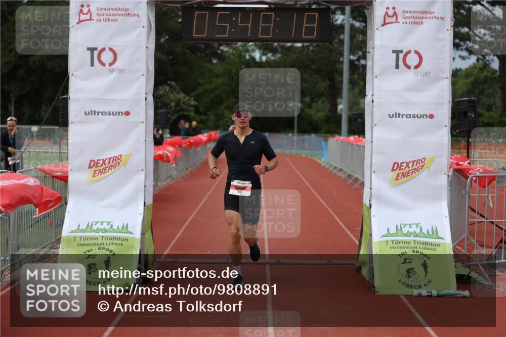 14.06.2026 - 7 Türme Triathlon Andreas Tolksdorf http://msf.ph/oto/9808891 14.06.2026 16:48:16 Ziel 642 meine-sportfotos.de