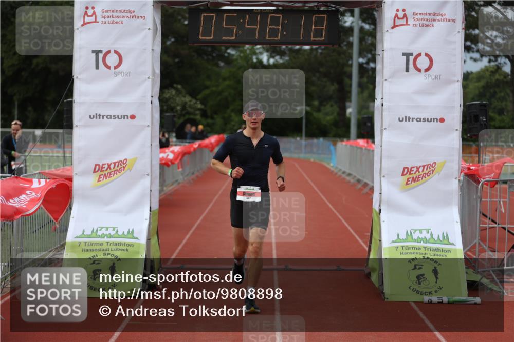 14.06.2026 - 7 Türme Triathlon Andreas Tolksdorf http://msf.ph/oto/9808898 14.06.2026 16:48:17 Ziel 642 meine-sportfotos.de