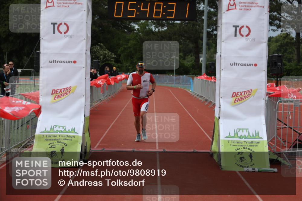 14.06.2026 - 7 Türme Triathlon Andreas Tolksdorf http://msf.ph/oto/9808919 14.06.2026 16:48:29 Ziel 631 meine-sportfotos.de