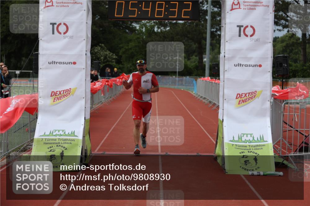 14.06.2026 - 7 Türme Triathlon Andreas Tolksdorf http://msf.ph/oto/9808930 14.06.2026 16:48:30 Ziel 631 meine-sportfotos.de