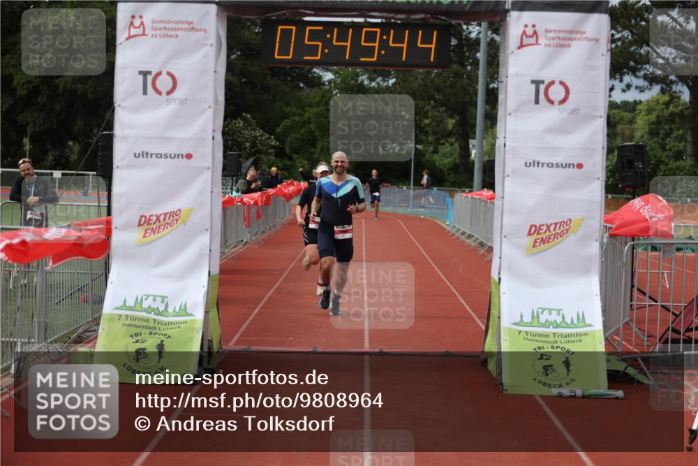 14.06.2026 - 7 Türme Triathlon Andreas Tolksdorf http://msf.ph/oto/9808964 14.06.2026 16:49:43 Ziel 767, 829, 861 meine-sportfotos.de