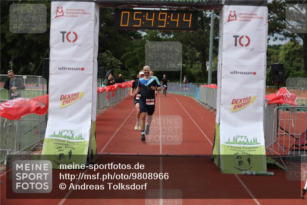 14.06.2026 - 7 Türme Triathlon Andreas Tolksdorf http://msf.ph/oto/9808966 14.06.2026 16:49:43 Ziel 767, 829, 861 meine-sportfotos.de