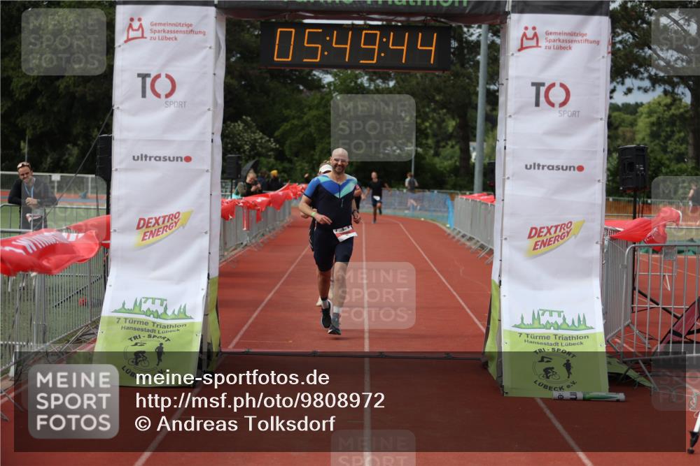 14.06.2026 - 7 Türme Triathlon Andreas Tolksdorf http://msf.ph/oto/9808972 14.06.2026 16:49:43 Ziel 767, 829, 861 meine-sportfotos.de