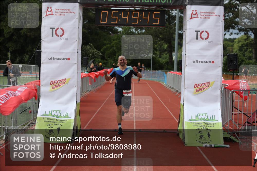 14.06.2026 - 7 Türme Triathlon Andreas Tolksdorf http://msf.ph/oto/9808980 14.06.2026 16:49:44 Ziel 767, 829, 861 meine-sportfotos.de