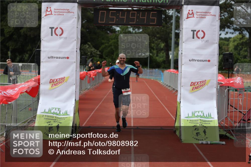 14.06.2026 - 7 Türme Triathlon Andreas Tolksdorf http://msf.ph/oto/9808982 14.06.2026 16:49:44 Ziel 767, 829, 861 meine-sportfotos.de