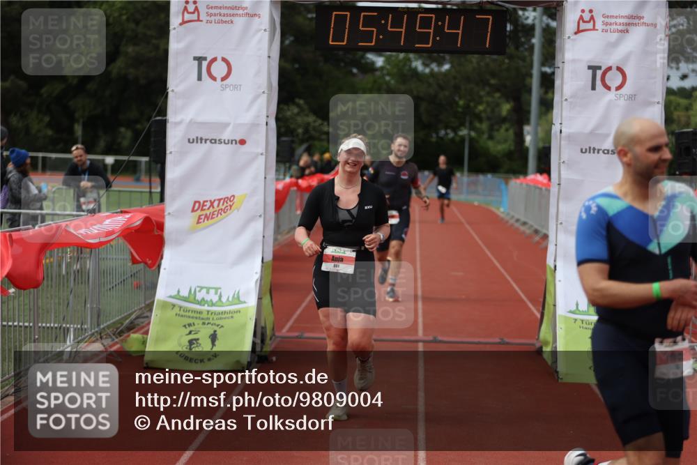 14.06.2026 - 7 Türme Triathlon Andreas Tolksdorf http://msf.ph/oto/9809004 14.06.2026 16:49:46 Ziel 767, 829, 861, 891 meine-sportfotos.de