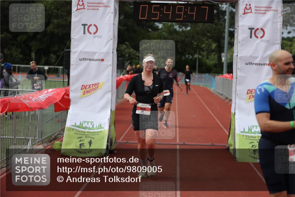 14.06.2026 - 7 Türme Triathlon Andreas Tolksdorf http://msf.ph/oto/9809005 14.06.2026 16:49:46 Ziel 767, 829, 861, 891 meine-sportfotos.de