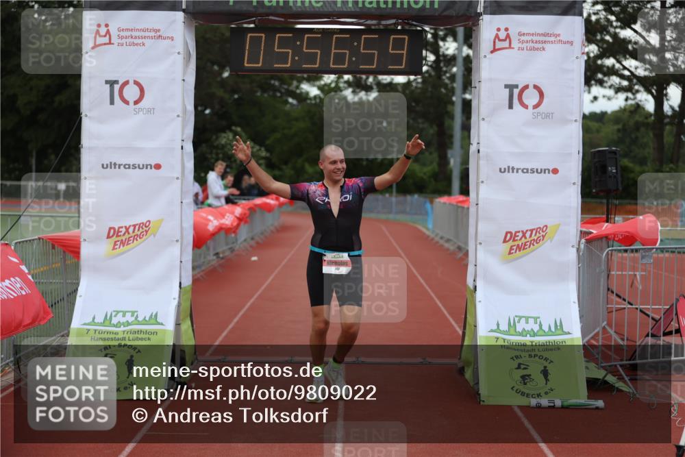 14.06.2026 - 7 Türme Triathlon Andreas Tolksdorf http://msf.ph/oto/9809022 14.06.2026 16:56:58 Ziel 742 meine-sportfotos.de
