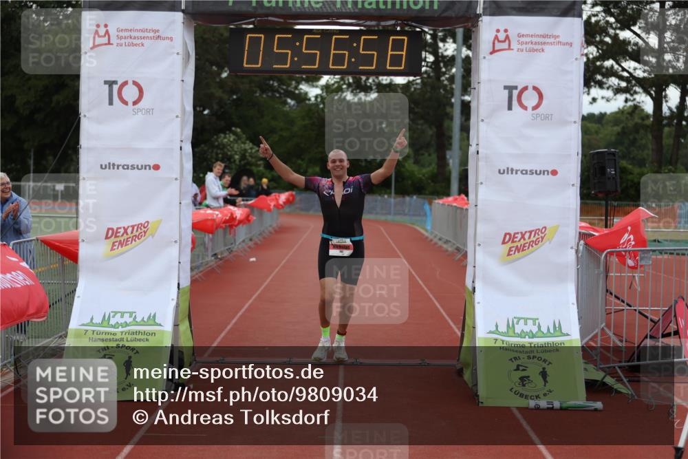 14.06.2026 - 7 Türme Triathlon Andreas Tolksdorf http://msf.ph/oto/9809034 14.06.2026 16:56:57 Ziel 742 meine-sportfotos.de