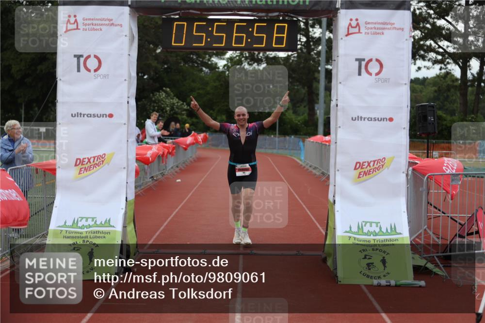 14.06.2026 - 7 Türme Triathlon Andreas Tolksdorf http://msf.ph/oto/9809061 14.06.2026 16:56:57 Ziel 742 meine-sportfotos.de
