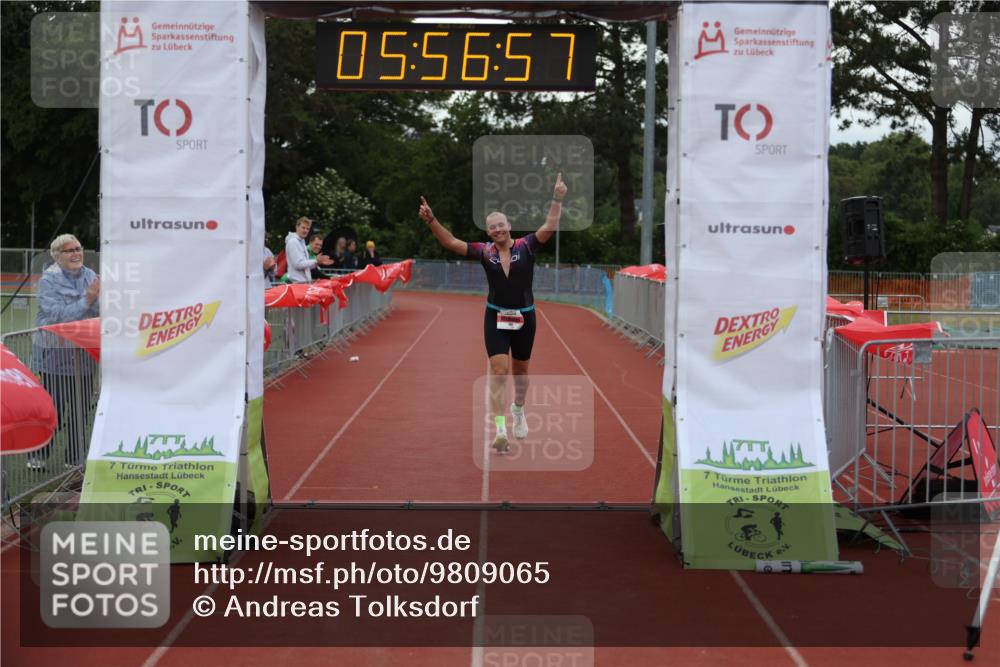 14.06.2026 - 7 Türme Triathlon Andreas Tolksdorf http://msf.ph/oto/9809065 14.06.2026 16:56:56 Ziel 742 meine-sportfotos.de