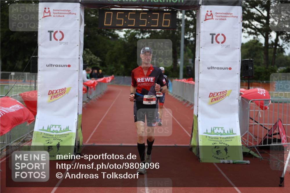 14.06.2026 - 7 Türme Triathlon Andreas Tolksdorf http://msf.ph/oto/9809096 14.06.2026 16:55:35 Ziel 763, 858 meine-sportfotos.de