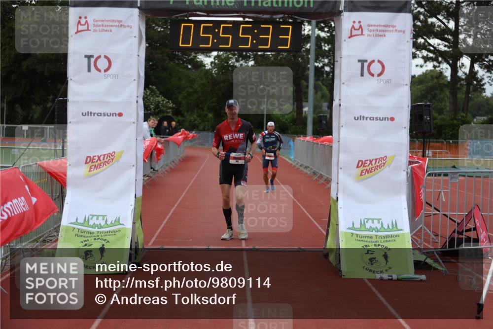 14.06.2026 - 7 Türme Triathlon Andreas Tolksdorf http://msf.ph/oto/9809114 14.06.2026 16:55:32 Ziel 763, 858 meine-sportfotos.de