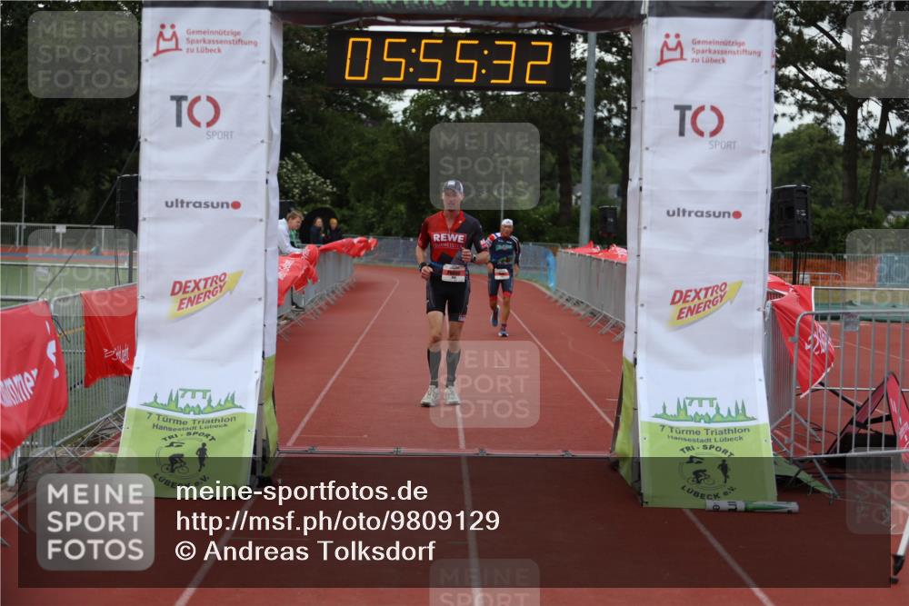 14.06.2026 - 7 Türme Triathlon Andreas Tolksdorf http://msf.ph/oto/9809129 14.06.2026 16:55:31 Ziel 763, 858 meine-sportfotos.de