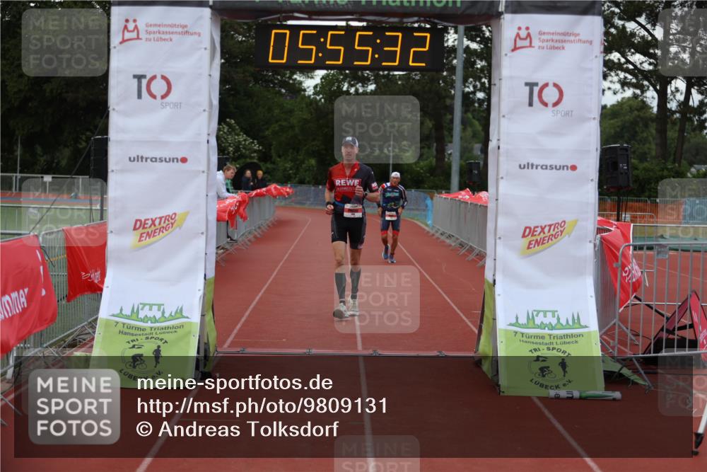 14.06.2026 - 7 Türme Triathlon Andreas Tolksdorf http://msf.ph/oto/9809131 14.06.2026 16:55:31 Ziel 763, 858 meine-sportfotos.de