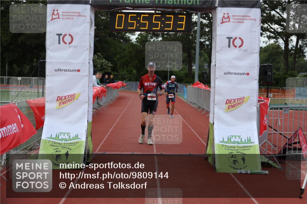14.06.2026 - 7 Türme Triathlon Andreas Tolksdorf http://msf.ph/oto/9809144 14.06.2026 16:55:32 Ziel 763, 858 meine-sportfotos.de