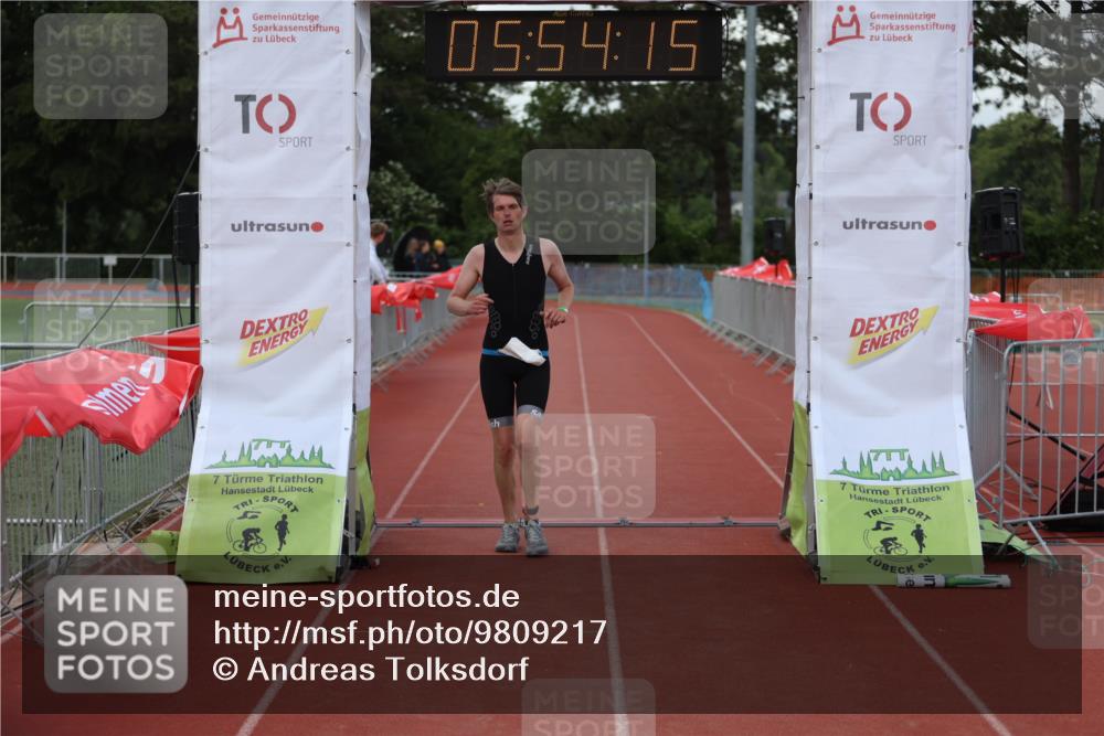 14.06.2026 - 7 Türme Triathlon Andreas Tolksdorf http://msf.ph/oto/9809217 14.06.2026 16:54:14 Ziel 635 meine-sportfotos.de