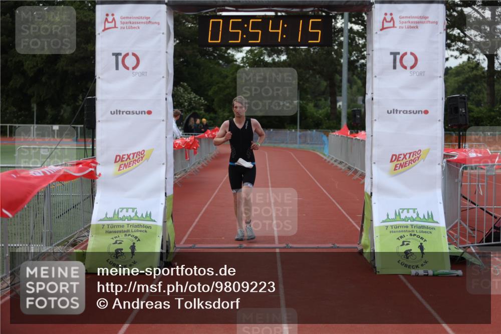 14.06.2026 - 7 Türme Triathlon Andreas Tolksdorf http://msf.ph/oto/9809223 14.06.2026 16:54:14 Ziel 635 meine-sportfotos.de