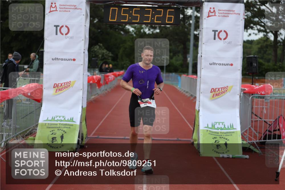 14.06.2026 - 7 Türme Triathlon Andreas Tolksdorf http://msf.ph/oto/9809251 14.06.2026 16:53:24 Ziel 663 meine-sportfotos.de