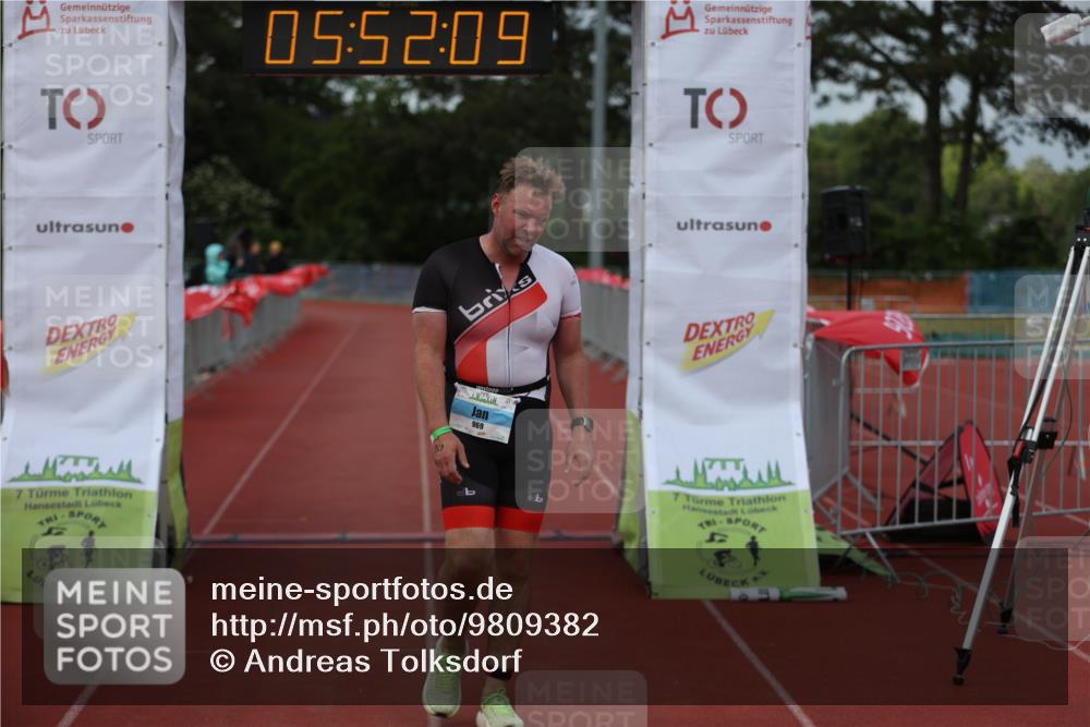 14.06.2026 - 7 Türme Triathlon Andreas Tolksdorf http://msf.ph/oto/9809382 14.06.2026 16:52:08 Ziel 969 meine-sportfotos.de