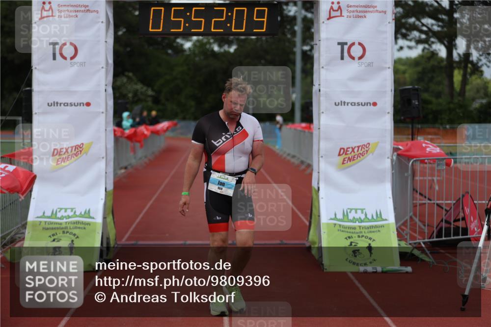 14.06.2026 - 7 Türme Triathlon Andreas Tolksdorf http://msf.ph/oto/9809396 14.06.2026 16:52:08 Ziel 969 meine-sportfotos.de