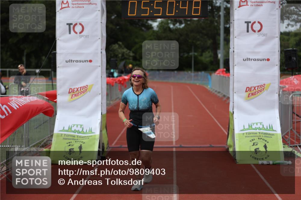 14.06.2026 - 7 Türme Triathlon Andreas Tolksdorf http://msf.ph/oto/9809403 14.06.2026 16:50:47 Ziel 1122 meine-sportfotos.de