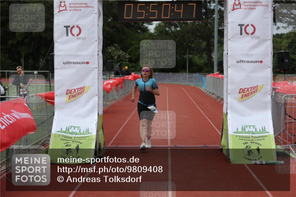 14.06.2026 - 7 Türme Triathlon Andreas Tolksdorf http://msf.ph/oto/9809408 14.06.2026 16:50:46 Ziel 1122 meine-sportfotos.de