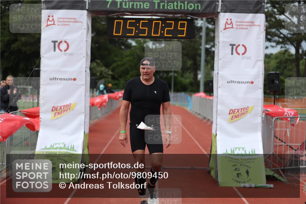 14.06.2026 - 7 Türme Triathlon Andreas Tolksdorf http://msf.ph/oto/9809450 14.06.2026 16:50:28 Ziel 766 meine-sportfotos.de