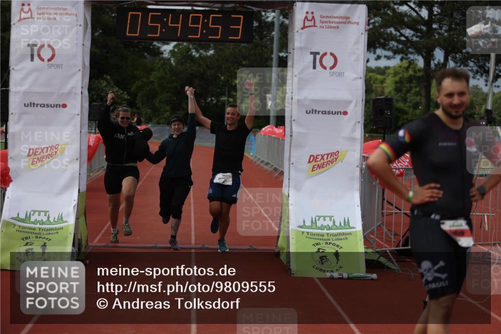 14.06.2026 - 7 Türme Triathlon Andreas Tolksdorf http://msf.ph/oto/9809555 14.06.2026 16:49:52 Ziel 767, 829, 861, 891 meine-sportfotos.de