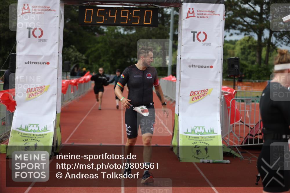 14.06.2026 - 7 Türme Triathlon Andreas Tolksdorf http://msf.ph/oto/9809561 14.06.2026 16:49:49 Ziel 767, 829, 861, 891 meine-sportfotos.de