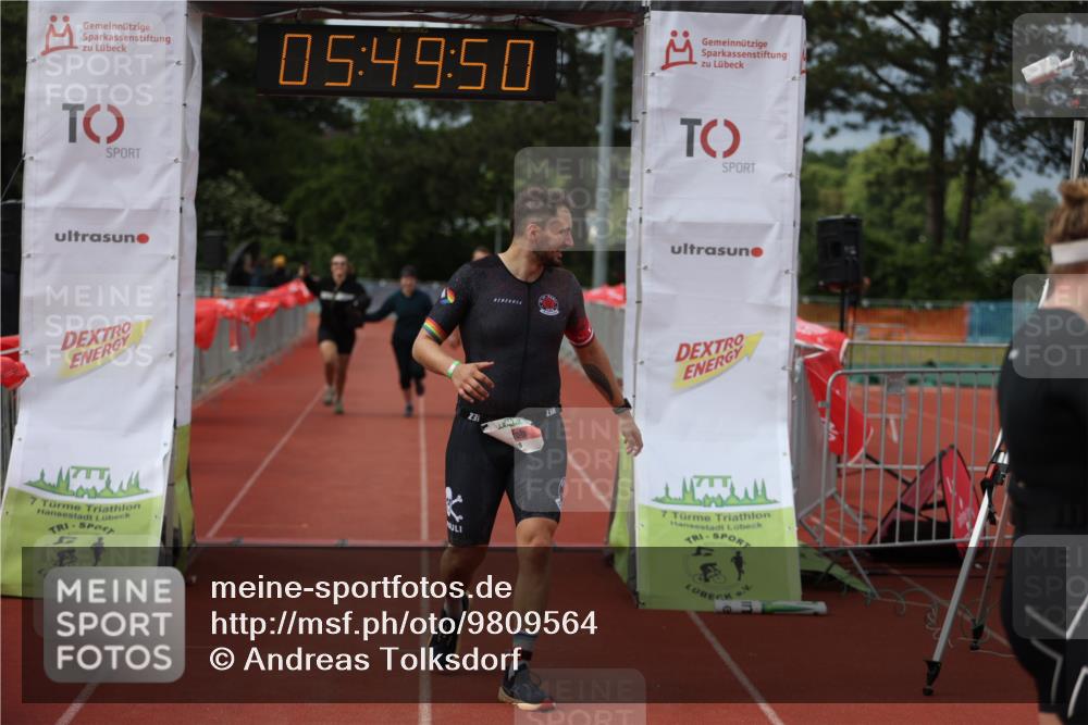 14.06.2026 - 7 Türme Triathlon Andreas Tolksdorf http://msf.ph/oto/9809564 14.06.2026 16:49:49 Ziel 767, 829, 861, 891 meine-sportfotos.de