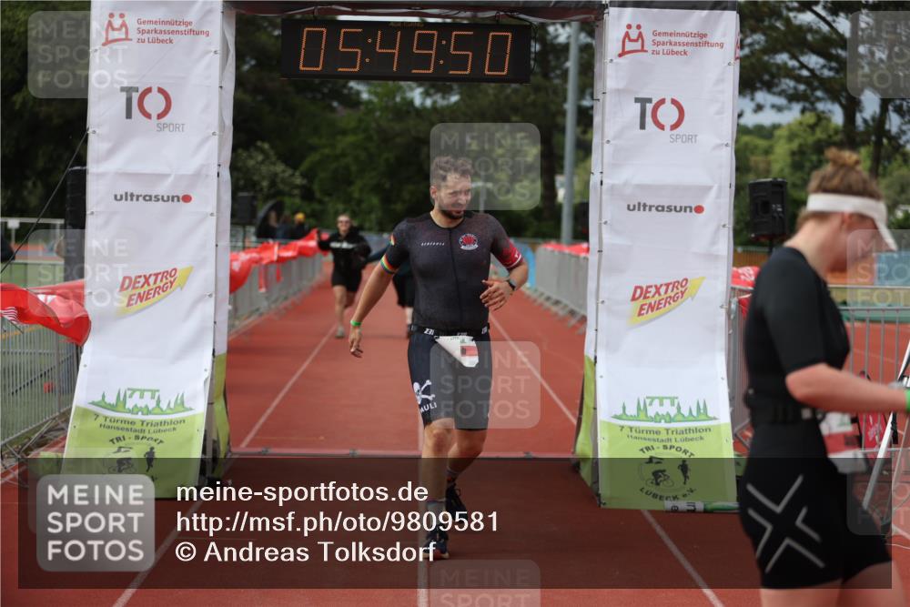 14.06.2026 - 7 Türme Triathlon Andreas Tolksdorf http://msf.ph/oto/9809581 14.06.2026 16:49:49 Ziel 767, 829, 861, 891 meine-sportfotos.de