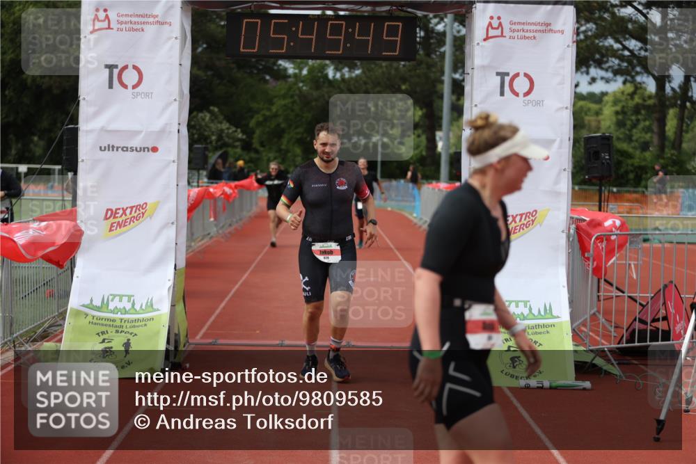 14.06.2026 - 7 Türme Triathlon Andreas Tolksdorf http://msf.ph/oto/9809585 14.06.2026 16:49:48 Ziel 767, 829, 861, 891 meine-sportfotos.de