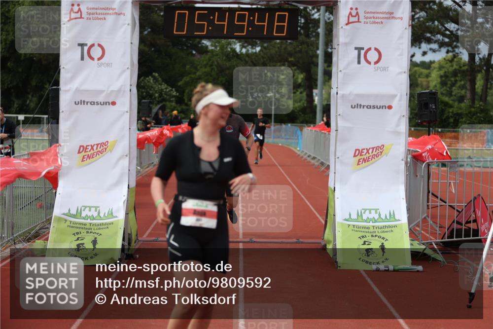 14.06.2026 - 7 Türme Triathlon Andreas Tolksdorf http://msf.ph/oto/9809592 14.06.2026 16:49:47 Ziel 767, 829, 861, 891 meine-sportfotos.de
