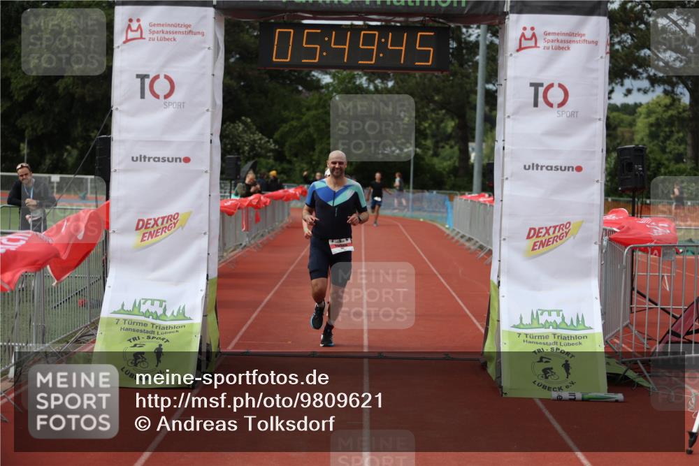 14.06.2026 - 7 Türme Triathlon Andreas Tolksdorf http://msf.ph/oto/9809621 14.06.2026 16:49:43 Ziel 767, 829, 861 meine-sportfotos.de