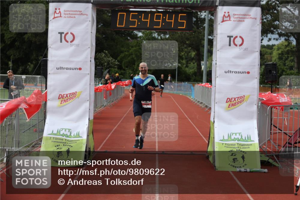 14.06.2026 - 7 Türme Triathlon Andreas Tolksdorf http://msf.ph/oto/9809622 14.06.2026 16:49:43 Ziel 767, 829, 861 meine-sportfotos.de