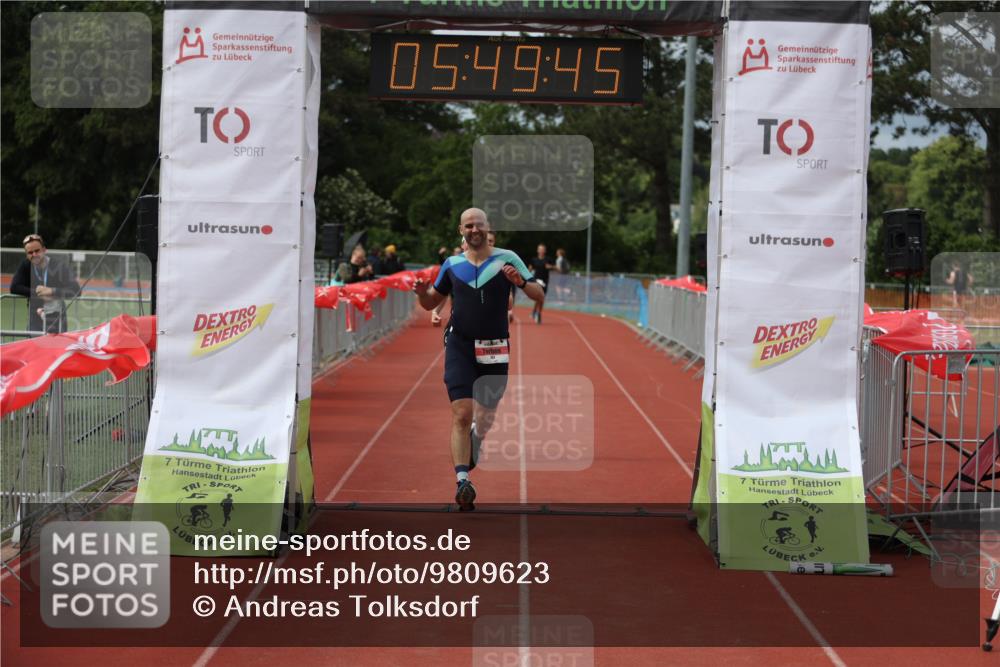14.06.2026 - 7 Türme Triathlon Andreas Tolksdorf http://msf.ph/oto/9809623 14.06.2026 16:49:44 Ziel 767, 829, 861 meine-sportfotos.de