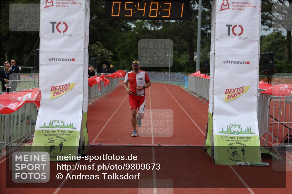 14.06.2026 - 7 Türme Triathlon Andreas Tolksdorf http://msf.ph/oto/9809673 14.06.2026 16:48:29 Ziel 631 meine-sportfotos.de