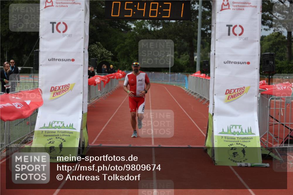 14.06.2026 - 7 Türme Triathlon Andreas Tolksdorf http://msf.ph/oto/9809674 14.06.2026 16:48:29 Ziel 631 meine-sportfotos.de