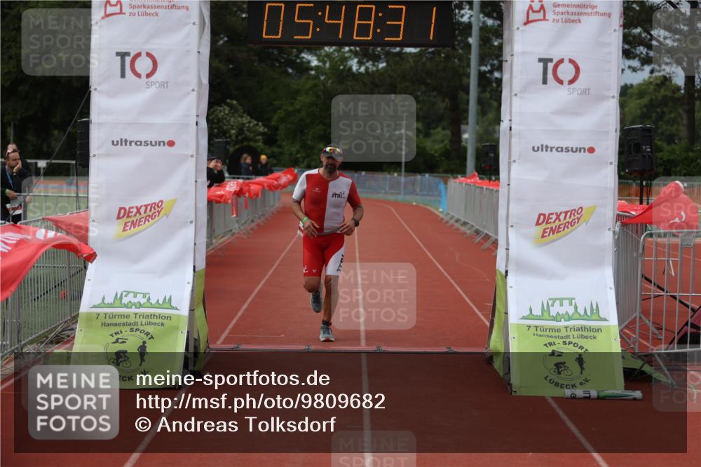 14.06.2026 - 7 Türme Triathlon Andreas Tolksdorf http://msf.ph/oto/9809682 14.06.2026 16:48:30 Ziel 631 meine-sportfotos.de