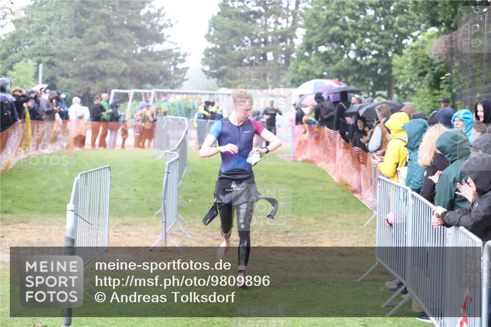 14.06.2026 - 7 Türme Triathlon Andreas Tolksdorf http://msf.ph/oto/9809896 14.06.2026 13:30:29 Schwimmen  meine-sportfotos.de