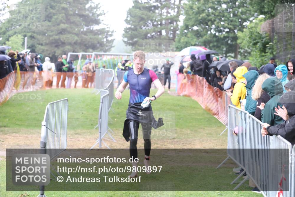 14.06.2026 - 7 Türme Triathlon Andreas Tolksdorf http://msf.ph/oto/9809897 14.06.2026 13:30:29 Schwimmen  meine-sportfotos.de