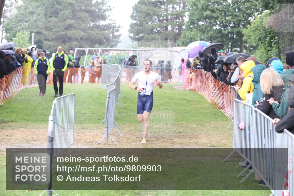 14.06.2026 - 7 Türme Triathlon Andreas Tolksdorf http://msf.ph/oto/9809903 14.06.2026 13:30:43 Schwimmen  meine-sportfotos.de