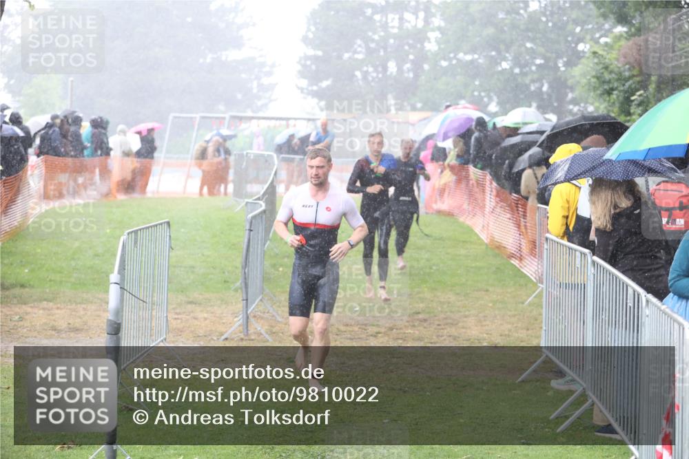 14.06.2026 - 7 Türme Triathlon Andreas Tolksdorf http://msf.ph/oto/9810022 14.06.2026 13:32:36 Schwimmen  meine-sportfotos.de