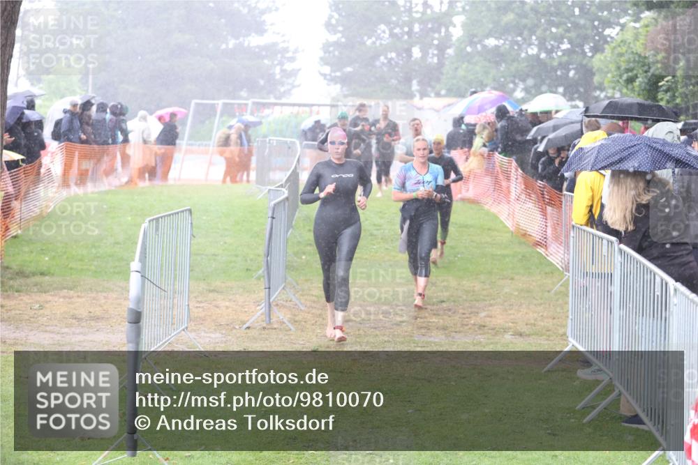 14.06.2026 - 7 Türme Triathlon Andreas Tolksdorf http://msf.ph/oto/9810070 14.06.2026 13:33:10 Schwimmen  meine-sportfotos.de