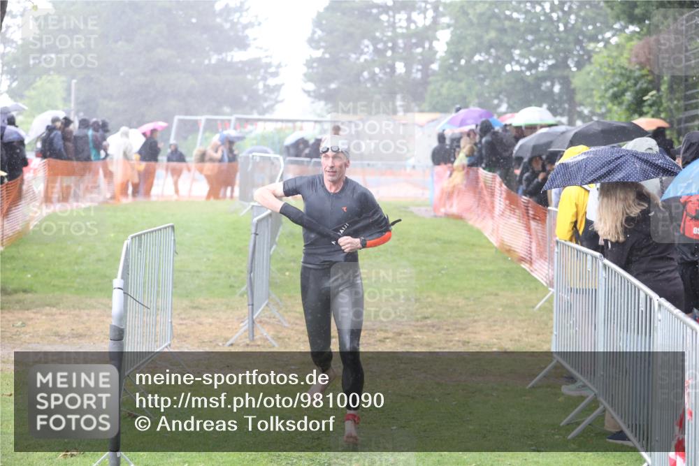 14.06.2026 - 7 Türme Triathlon Andreas Tolksdorf http://msf.ph/oto/9810090 14.06.2026 13:33:21 Schwimmen  meine-sportfotos.de